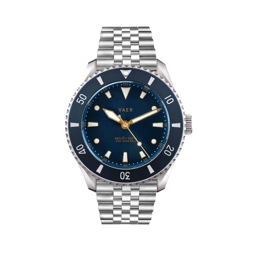 Vaer D5 Meridian Navy: Understated Excellence